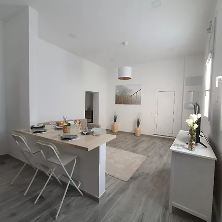 Pueblo N11 شقة أَغايتي