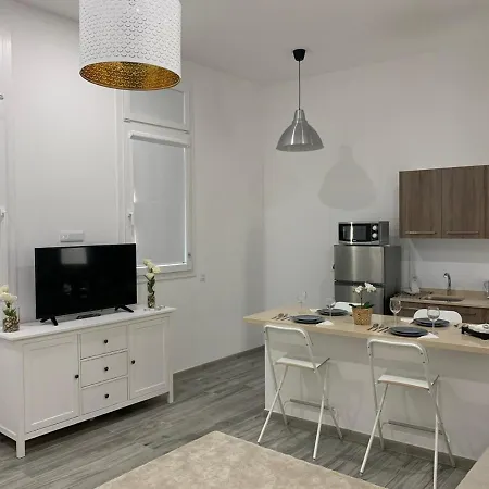 Pueblo N11 أَغايتي